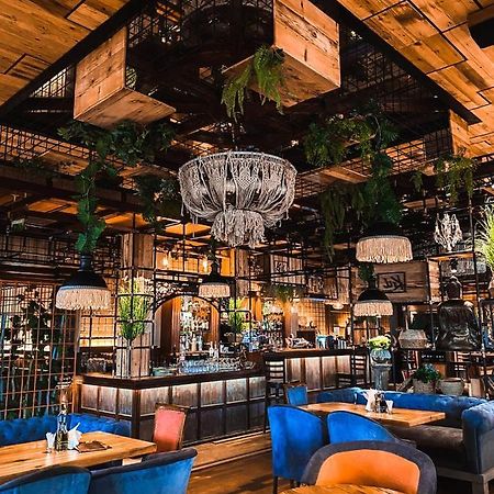 Hotel Coandi アラド エクステリア 写真