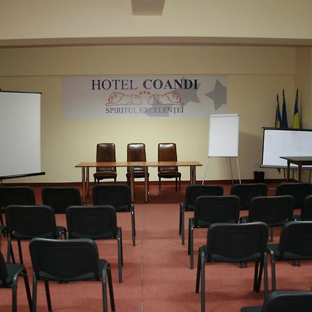 Hotel Coandi アラド エクステリア 写真