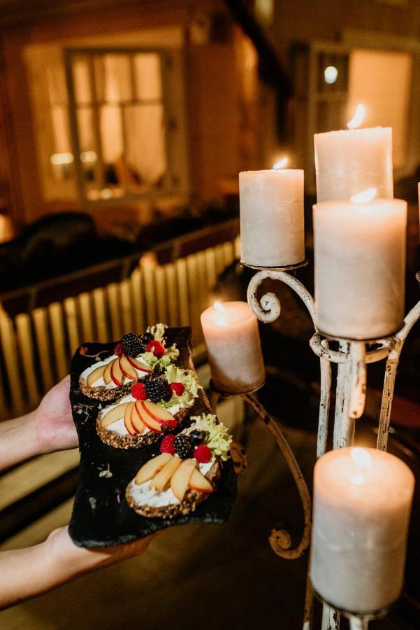 Hotel Coandi アラド エクステリア 写真