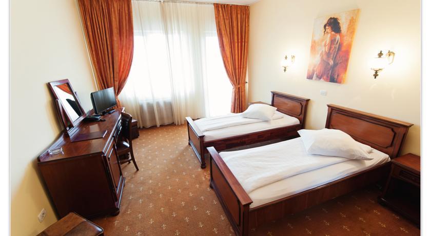 Hotel Coandi アラド エクステリア 写真